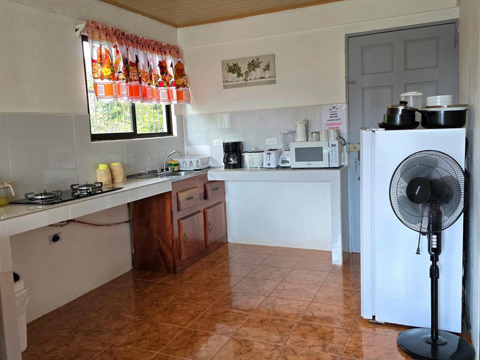 Hostel Cattleya - Monteverde, Costa Rica Экстерьер фото